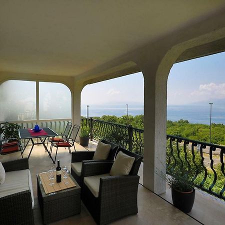Vrata Jadrana 1 Apartment Rijeka Luaran gambar
