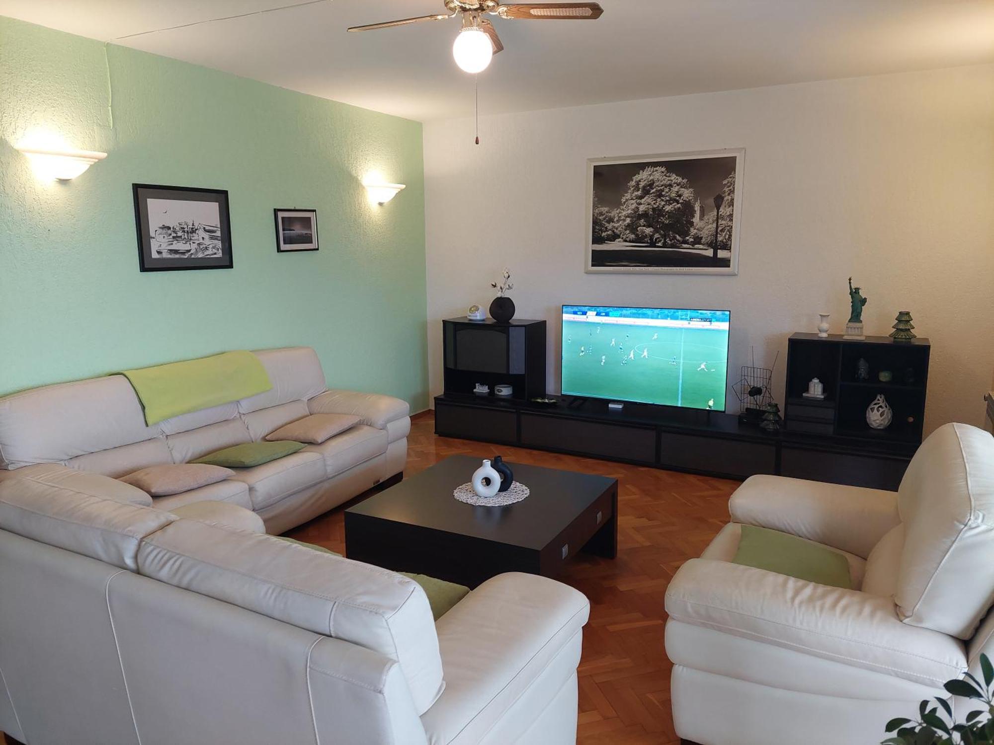 Vrata Jadrana 1 Apartment Rijeka Luaran gambar