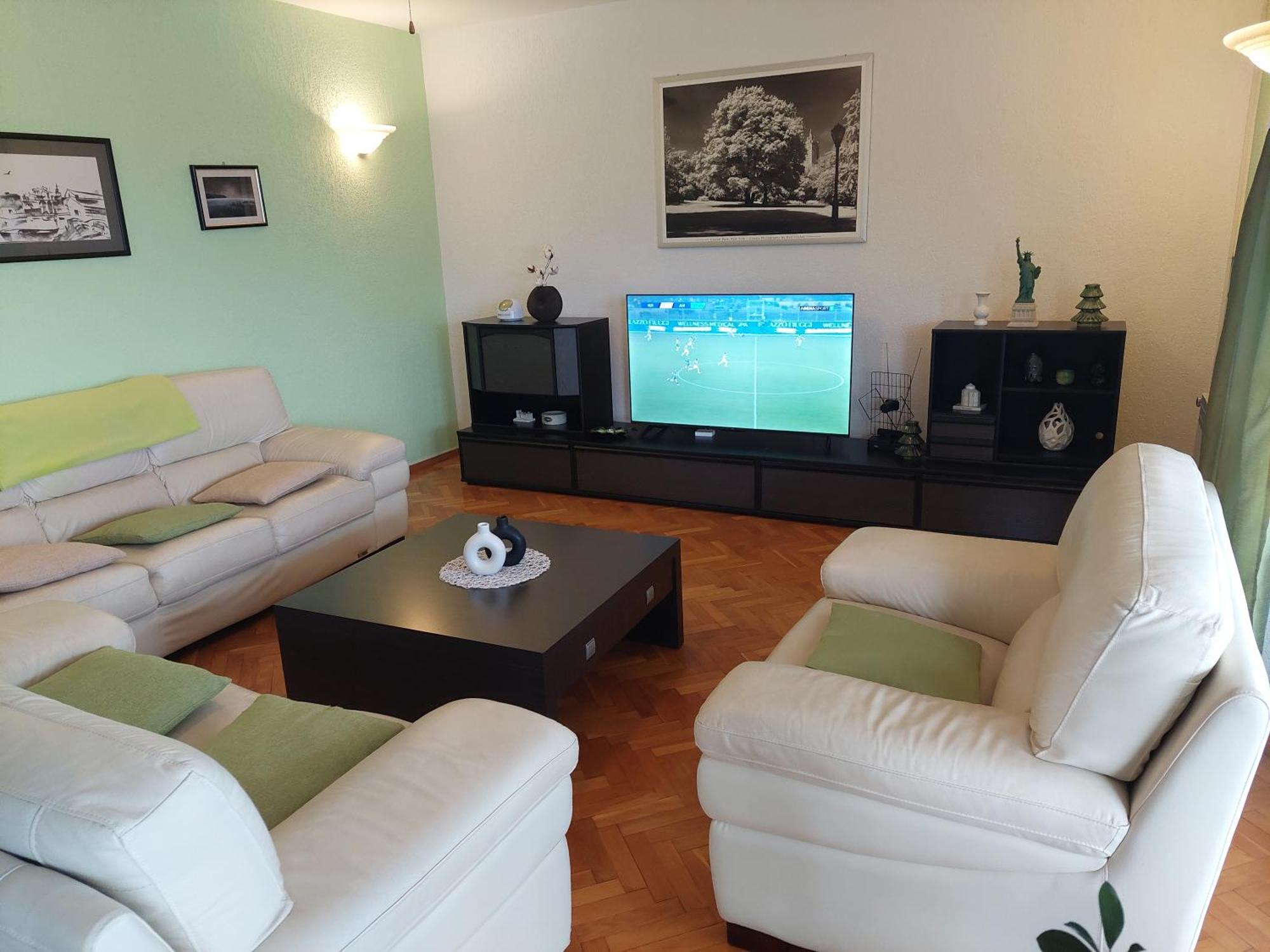 Vrata Jadrana 1 Apartment Rijeka Luaran gambar
