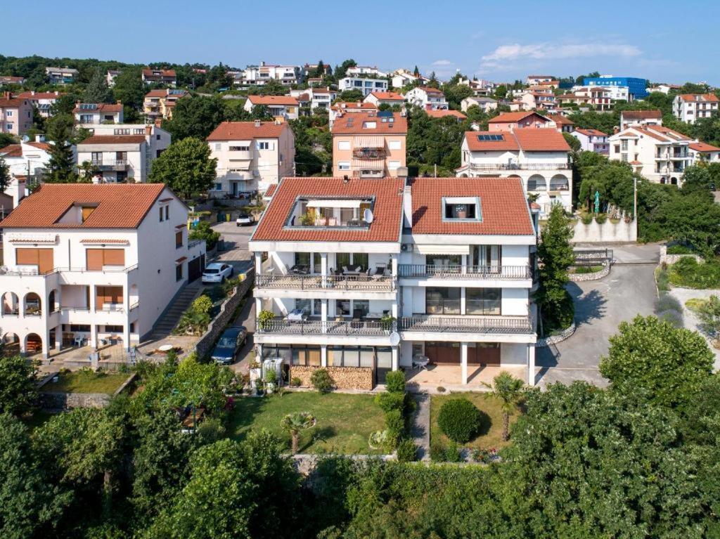 Vrata Jadrana 1 Apartment Rijeka Luaran gambar