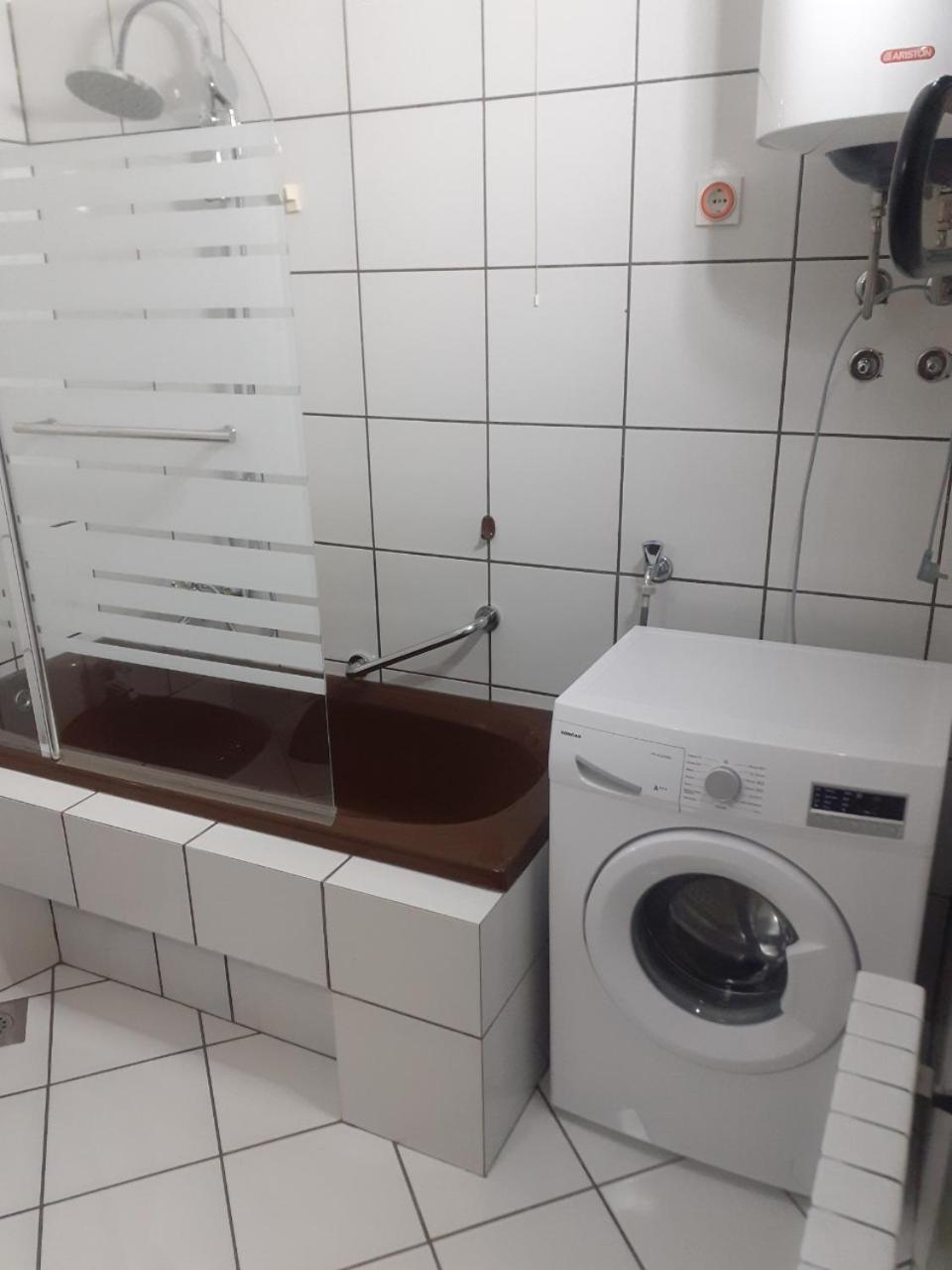Vrata Jadrana 1 Apartment Rijeka Luaran gambar