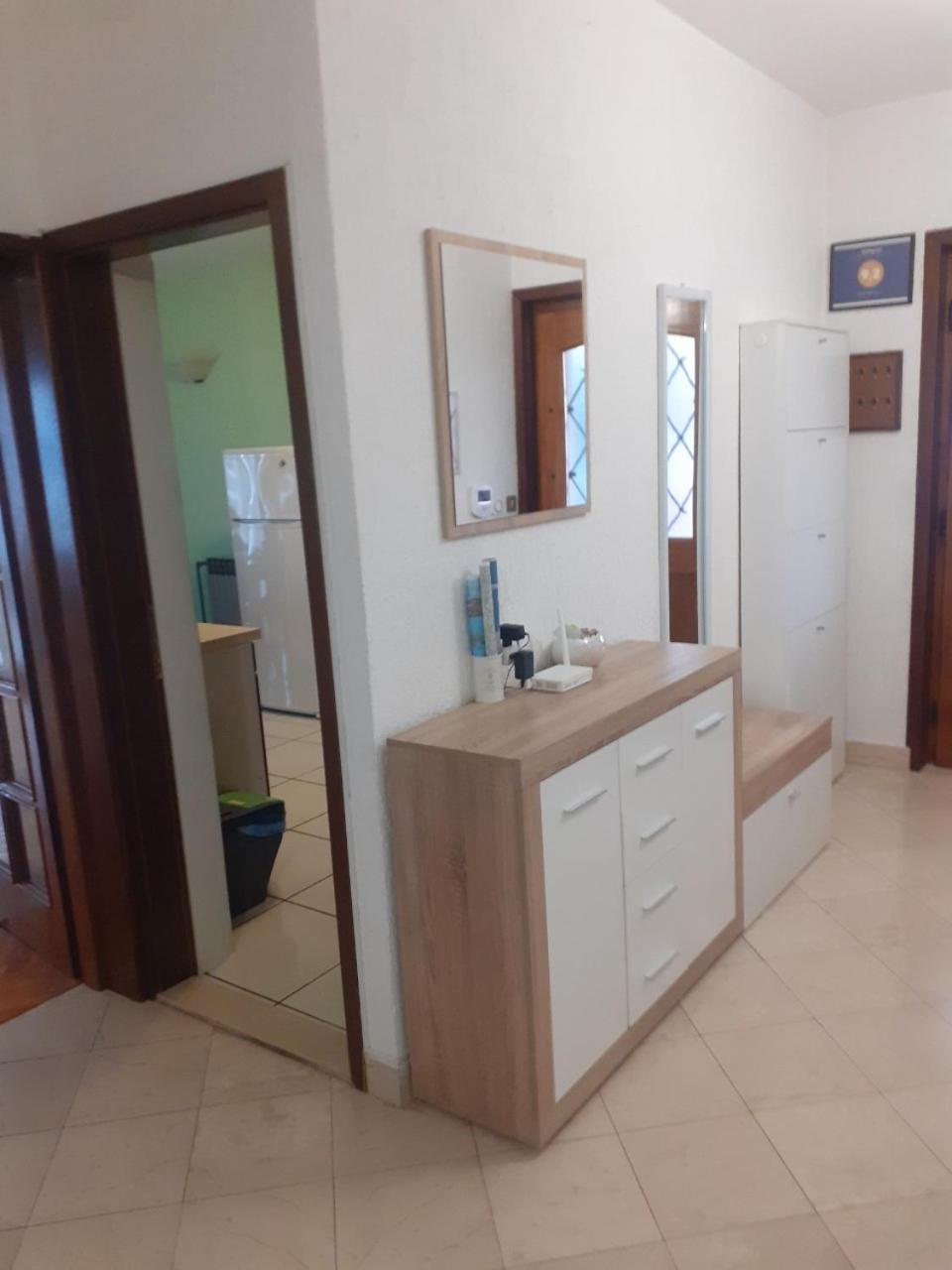 Vrata Jadrana 1 Apartment Rijeka Luaran gambar