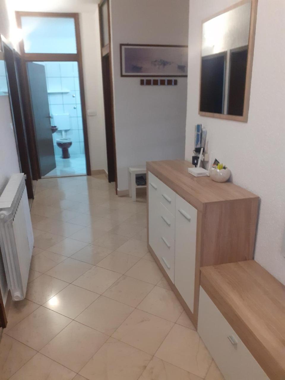 Vrata Jadrana 1 Apartment Rijeka Luaran gambar