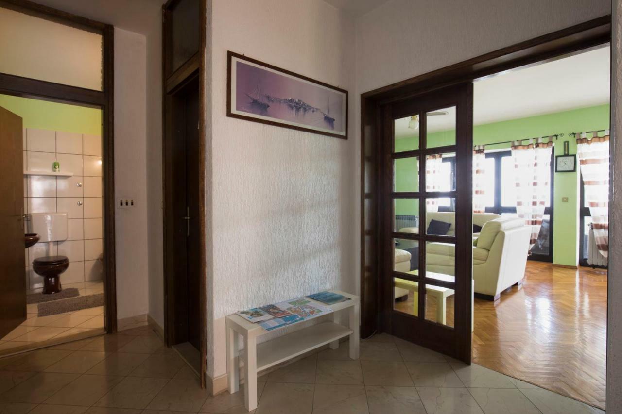 Vrata Jadrana 1 Apartment Rijeka Luaran gambar