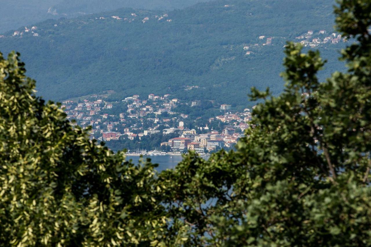 Vrata Jadrana 1 Apartment Rijeka Luaran gambar