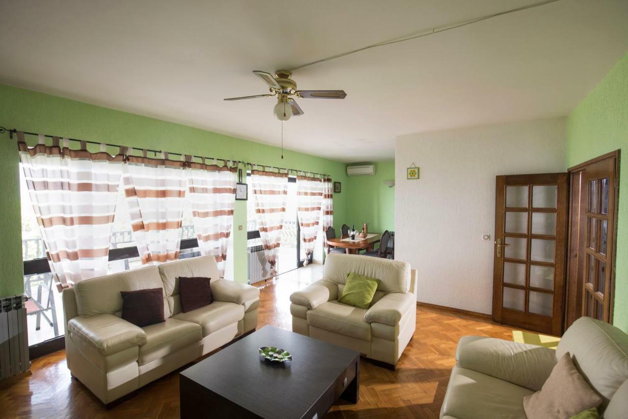 Vrata Jadrana 1 Apartment Rijeka Luaran gambar