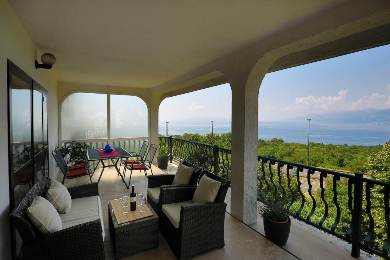 Vrata Jadrana 1 Apartment Rijeka Luaran gambar